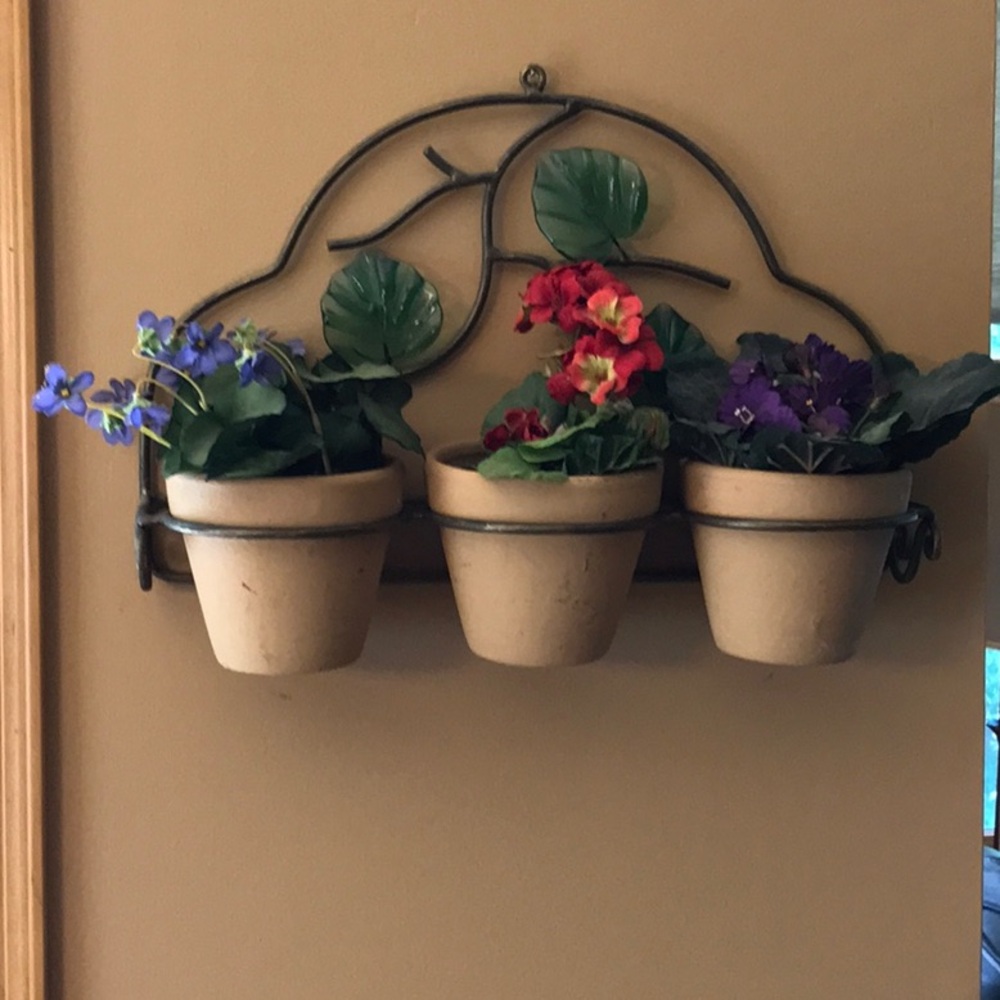 Decorative Planter Wall Sconce w/ Clay Pots